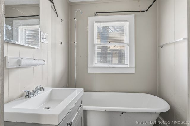 238 E Seminole Place, Tulsa, OK 74106