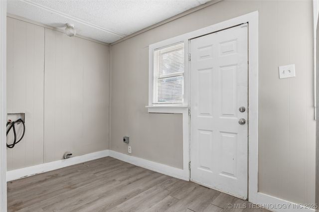 238 E Seminole Place, Tulsa, OK 74106