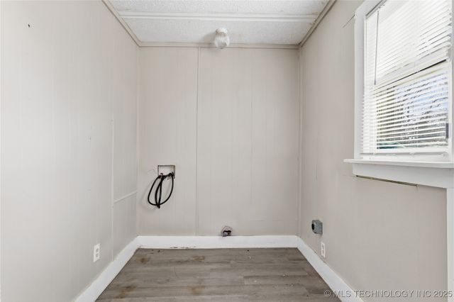 238 E Seminole Place, Tulsa, OK 74106