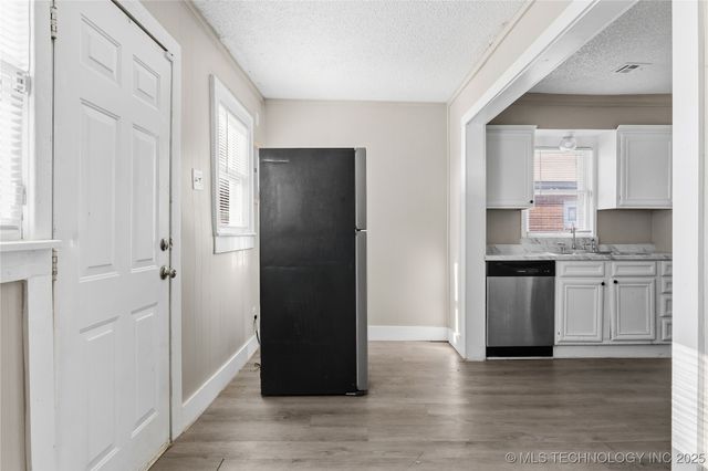 238 E Seminole Place, Tulsa, OK 74106