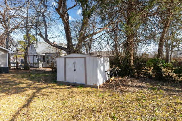 238 E Seminole Place, Tulsa, OK 74106