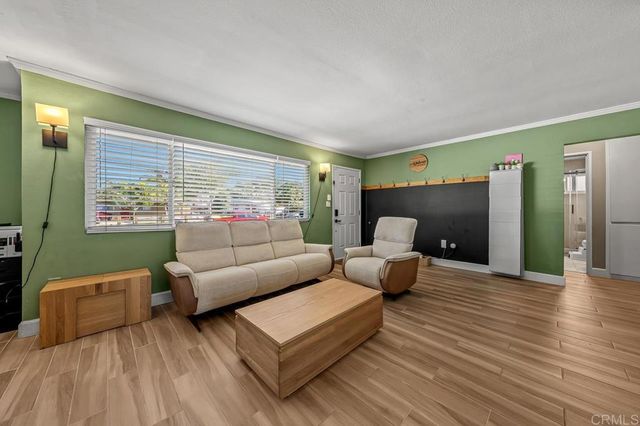 151 E Palomar St, Chula Vista, CA 91911