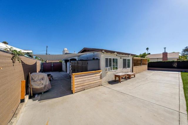 151 E Palomar St, Chula Vista, CA 91911