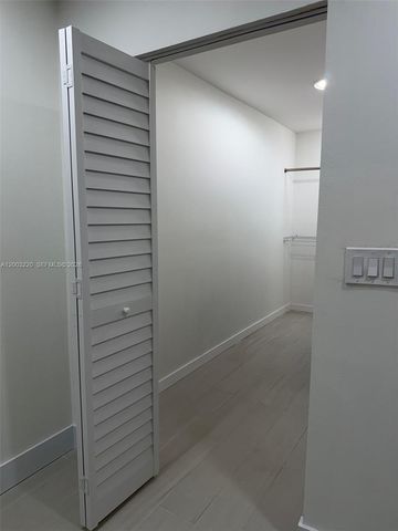 3877 Estepona Ave 9E1, Doral, FL 33178