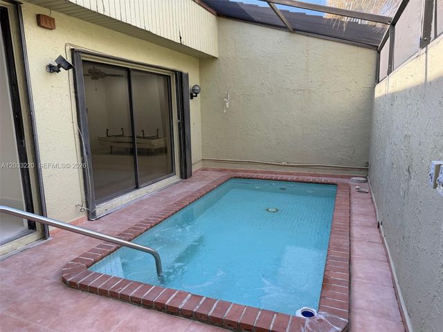 3877 Estepona Ave 9E1, Doral, FL 33178