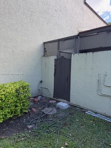 3877 Estepona Ave 9E1, Doral, FL 33178