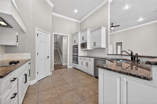 6507 Timber Ridge Drive, Rogers, AR 72758