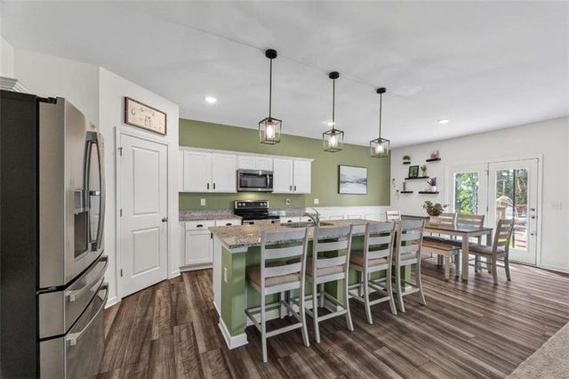 241 Knightsbridge Lane, Winder, GA 30680