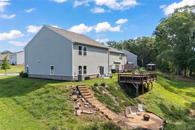 241 Knightsbridge Lane, Winder, GA 30680