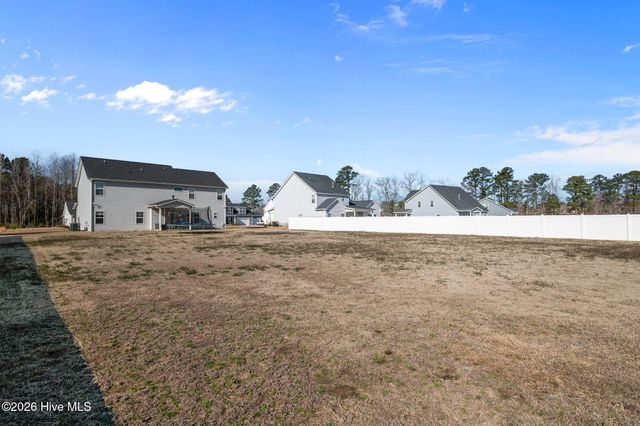 923 Arbor Rose Drive, Greenville, NC 27858