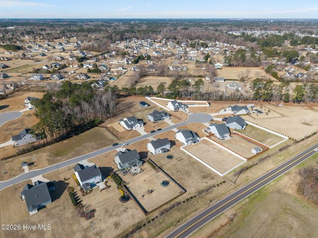 923 Arbor Rose Drive, Greenville, NC 27858