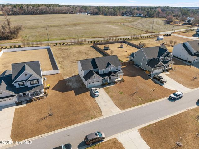 923 Arbor Rose Drive, Greenville, NC 27858