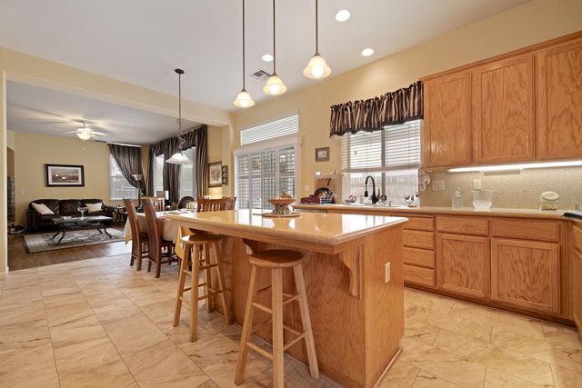 4237 Blake Dr, Modesto, CA 95356
