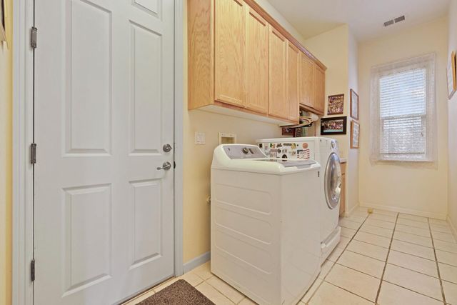 4237 Blake Dr, Modesto, CA 95356