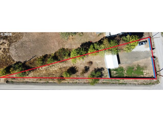510 BOYER Rd, Riddle, OR 97469