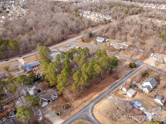 5911 Roberta Place, Harrisburg, NC 28075