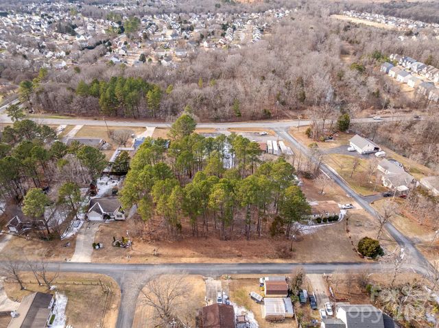 5911 Roberta Place, Harrisburg, NC 28075