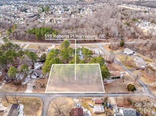 5911 Roberta Place, Harrisburg, NC 28075