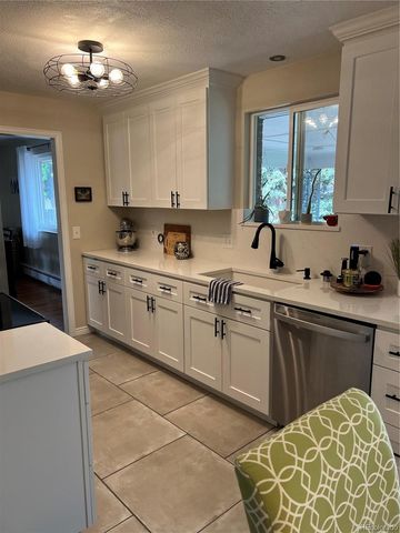 2156 S Balsam Court, Lakewood, CO 80227