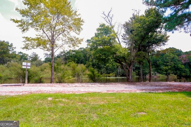 2420 Hickory Bluff Road, Brooklet, GA 30415