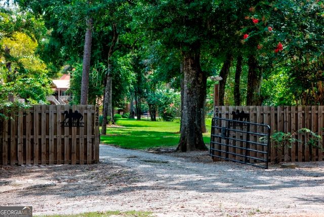 2420 Hickory Bluff Road, Brooklet, GA 30415