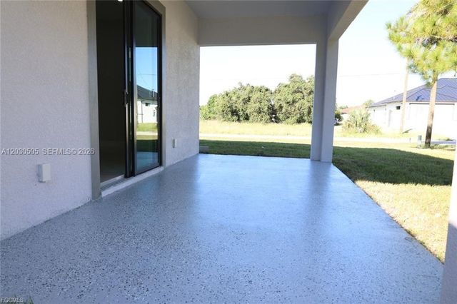 3512 9th Street W, Lehigh Acres, FL 33971
