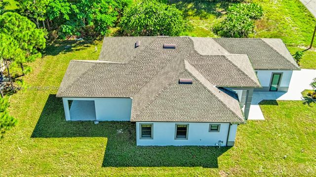 3512 9th Street W, Lehigh Acres, FL 33971