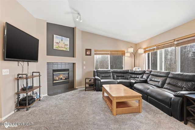 2211 Ridgemont Drive, Anchorage, AK 99507