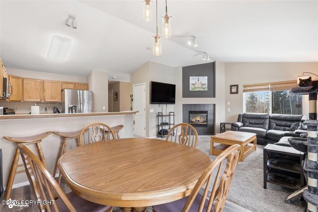 2211 Ridgemont Drive, Anchorage, AK 99507