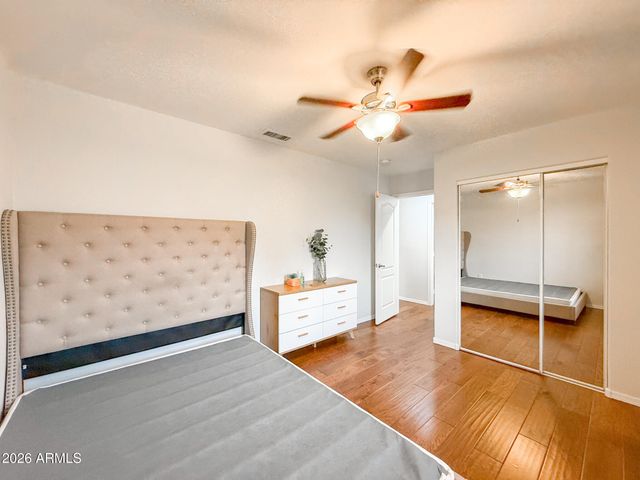 1705 E YUKON Drive, Phoenix, AZ 85024