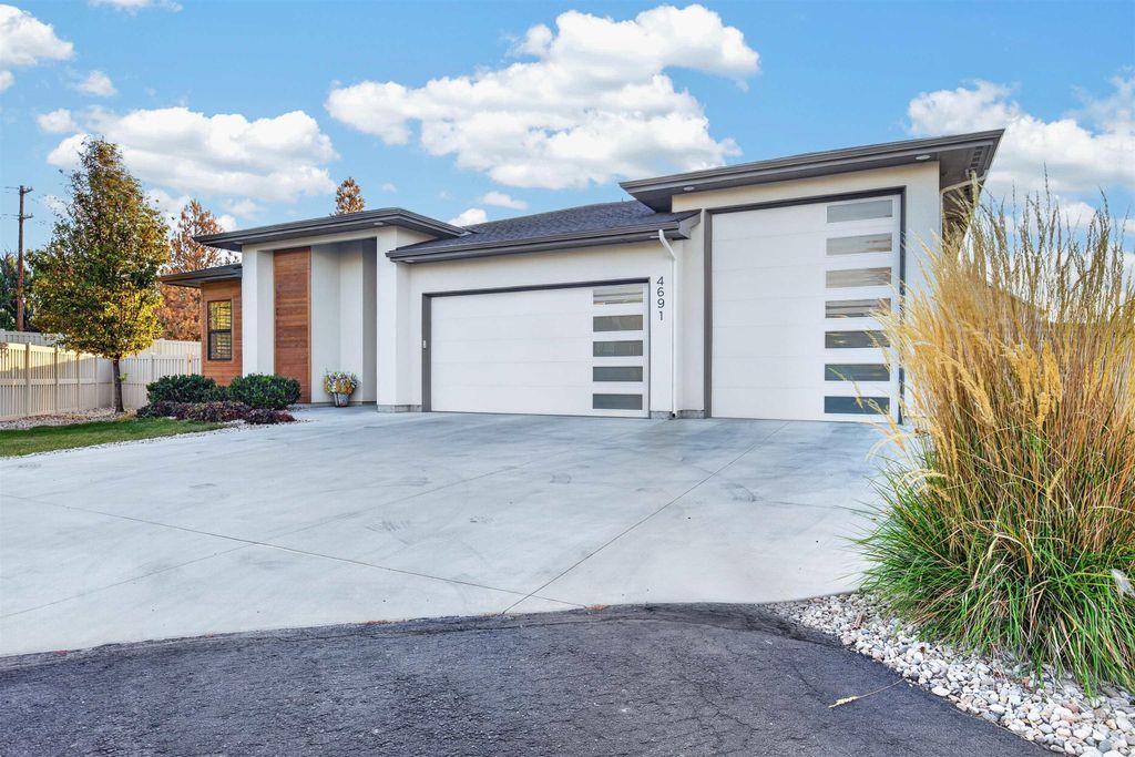 4691 S Abbott Way, Meridian, ID 83642 photo 3