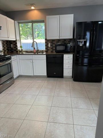 2429 Rockwater CIR, Virginia Beach, VA 23456