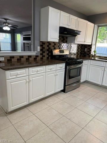 2429 Rockwater CIR, Virginia Beach, VA 23456