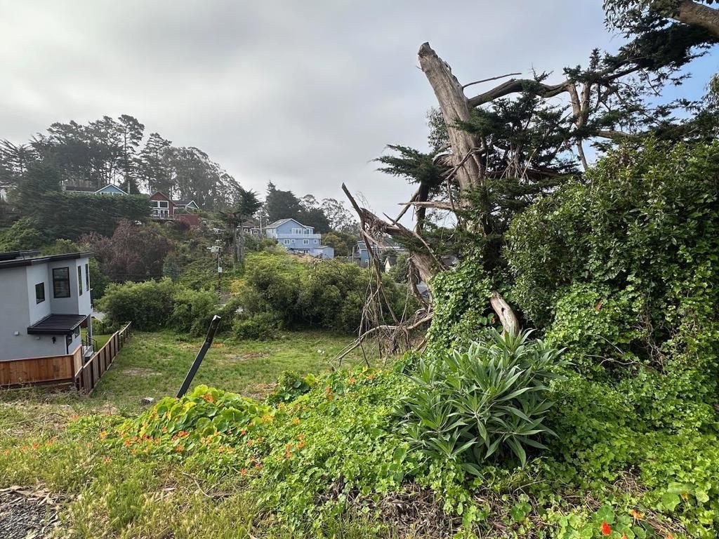 Image 5 of property listing at 0 Sunshine Valley Road, Moss Beach, CA 94038