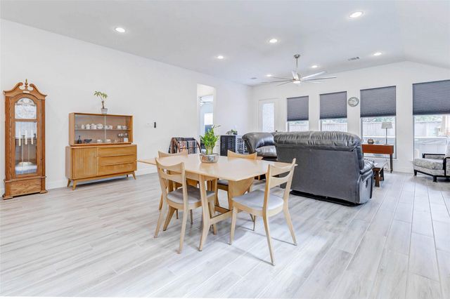 5130 Albany Shores Lane, Fulshear, TX 77441