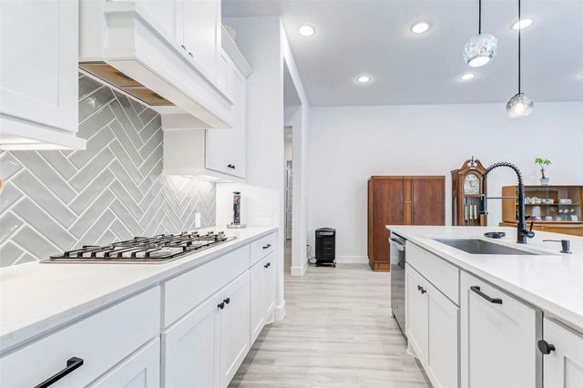 5130 Albany Shores Lane, Fulshear, TX 77441