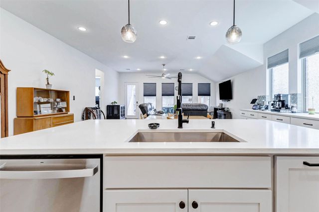 5130 Albany Shores Lane, Fulshear, TX 77441