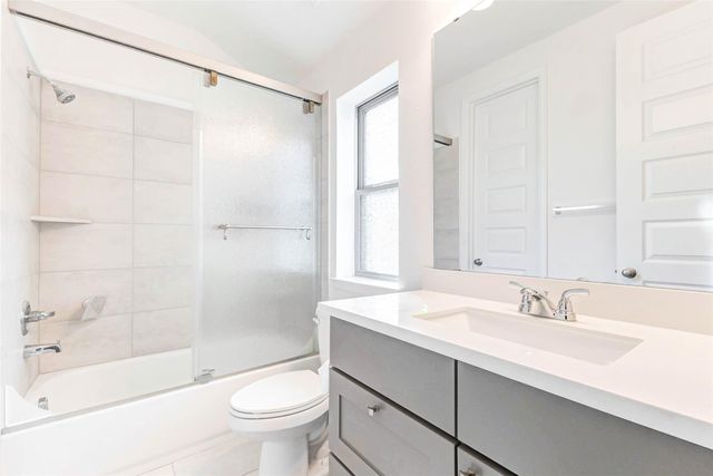 5130 Albany Shores Lane, Fulshear, TX 77441