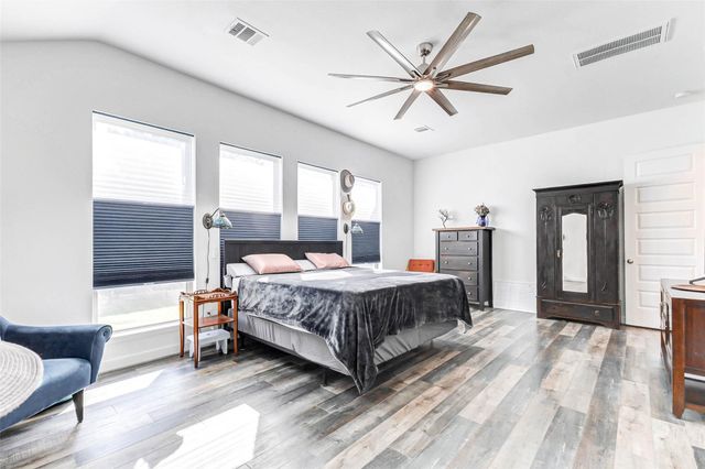 5130 Albany Shores Lane, Fulshear, TX 77441