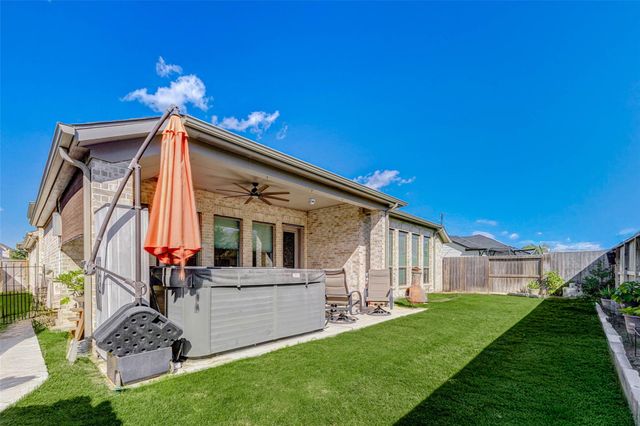 5130 Albany Shores Lane, Fulshear, TX 77441