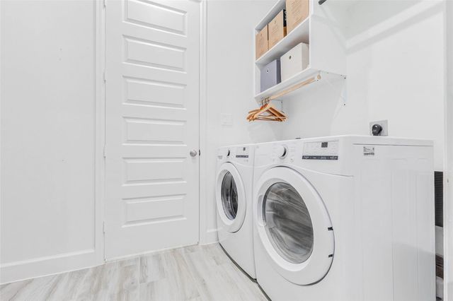 5130 Albany Shores Lane, Fulshear, TX 77441