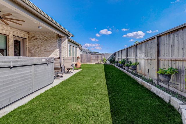 5130 Albany Shores Lane, Fulshear, TX 77441