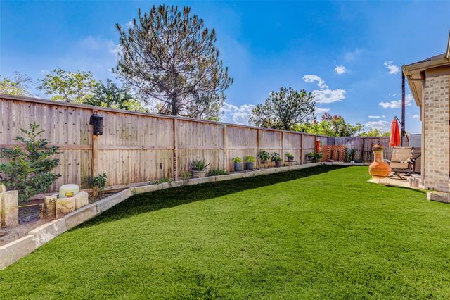 5130 Albany Shores Lane, Fulshear, TX 77441