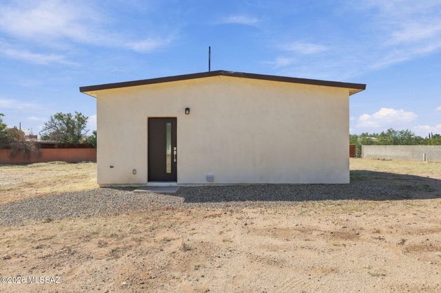 950 W Ina Road, Tucson, AZ 85704