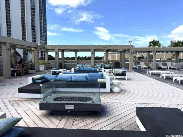 410 Atkinson Drive 553, Honolulu, HI 96814