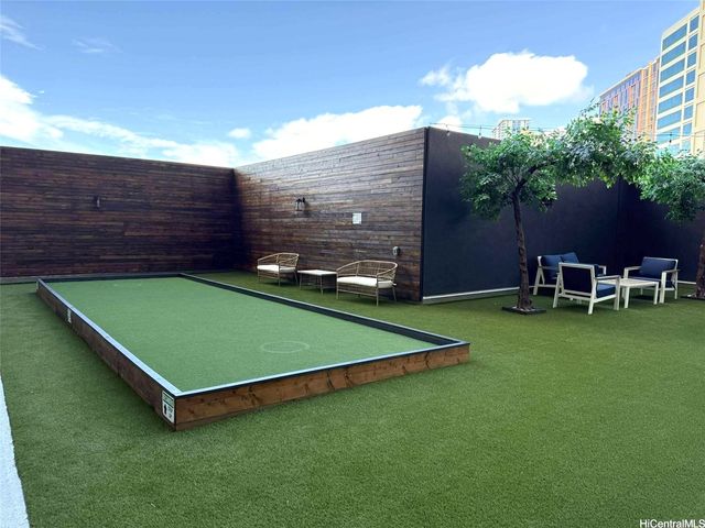 410 Atkinson Drive 553, Honolulu, HI 96814