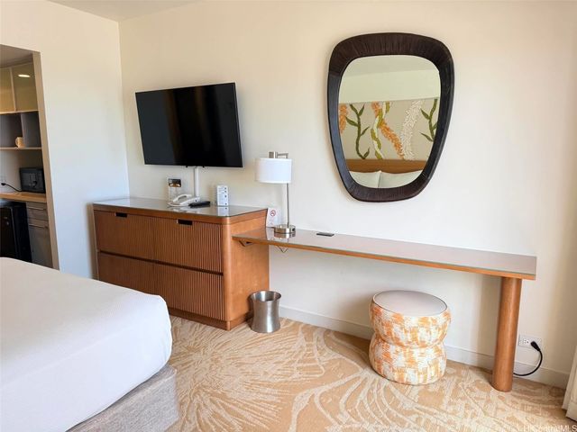 410 Atkinson Drive 553, Honolulu, HI 96814