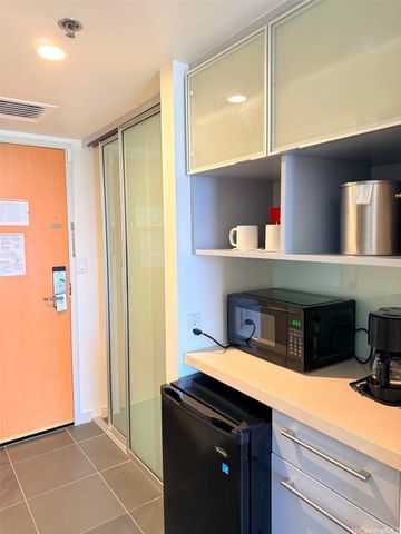 410 Atkinson Drive 553, Honolulu, HI 96814