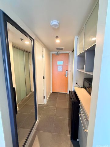 410 Atkinson Drive 553, Honolulu, HI 96814