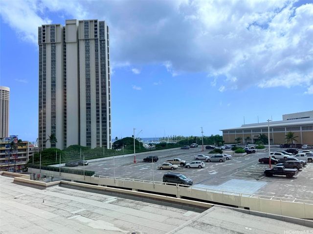 410 Atkinson Drive 553, Honolulu, HI 96814